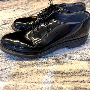 Mens dress shoes